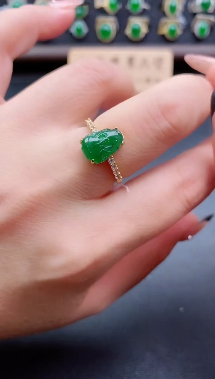 银S925镶嵌戒指翡翠1