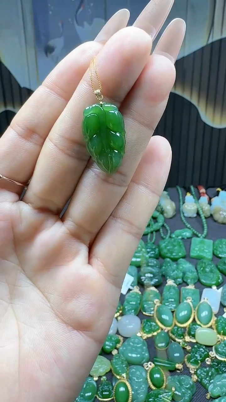 【闪购商品】和田玉吊坠(不含链)18K金镶嵌1