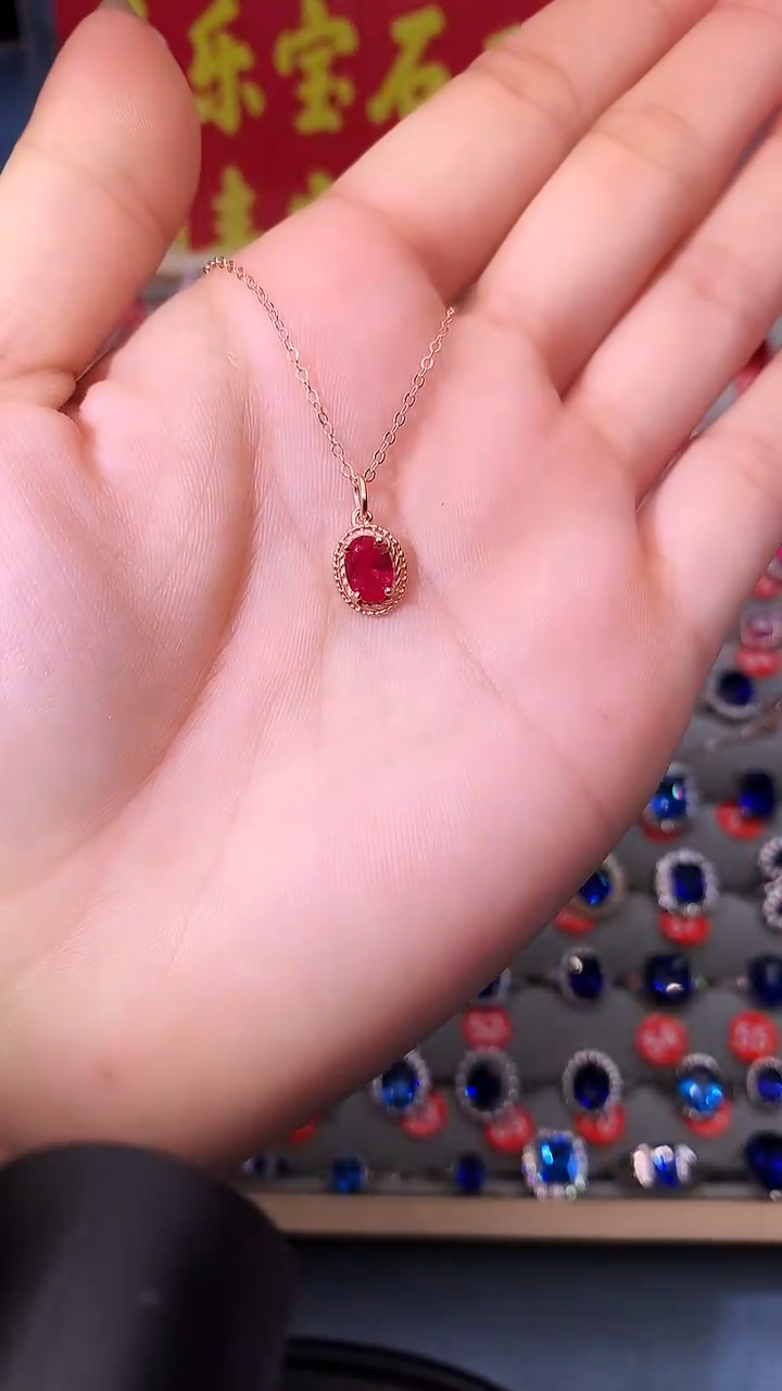 【闪购商品】红宝石吊坠(赠链)银S925镶嵌1111