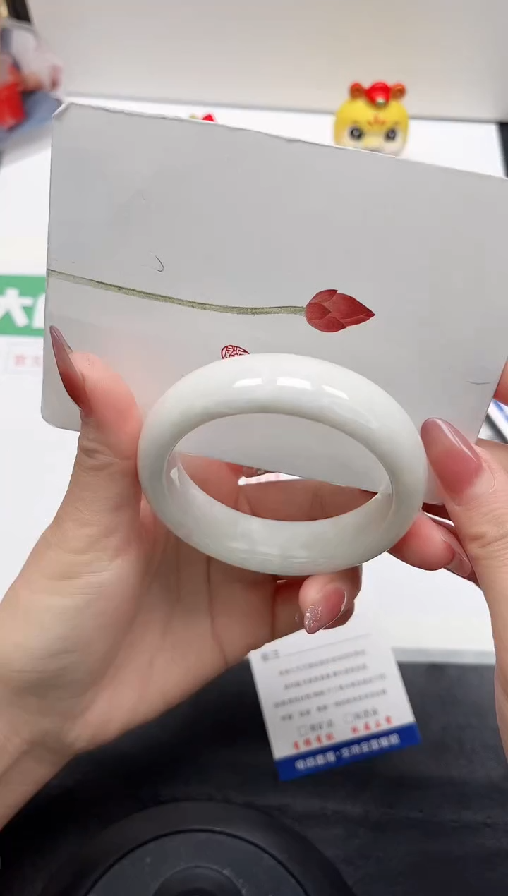 【闪购商品】和田玉手镯未镶嵌35-56