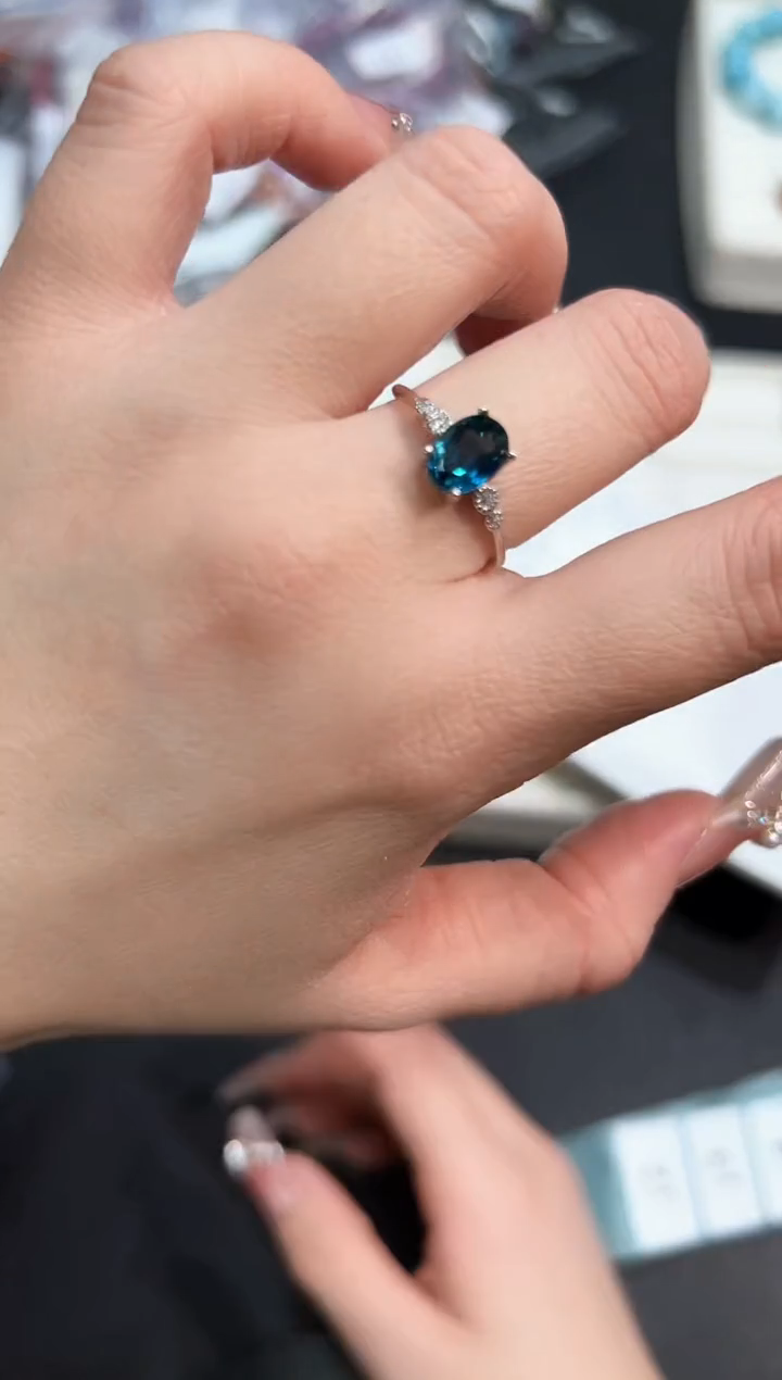 【闪购商品】托帕石戒指银S925镶嵌2j多样性发其一