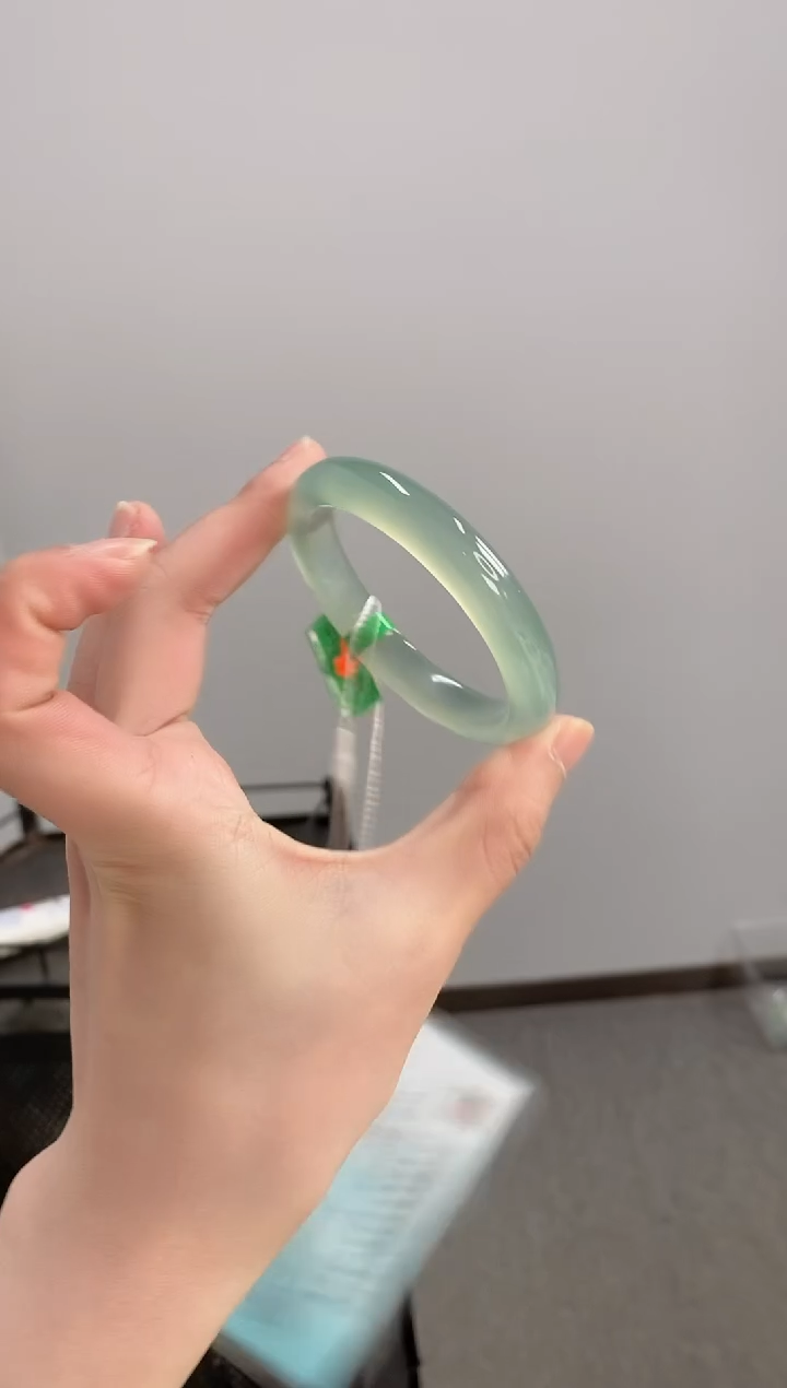 【闪购商品】玛瑙/玉髓手镯未镶嵌53-54圈