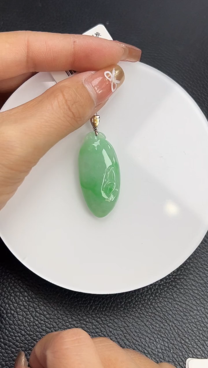 【闪购商品】翡翠颈饰18K金镶嵌YM1095-8 福瓜