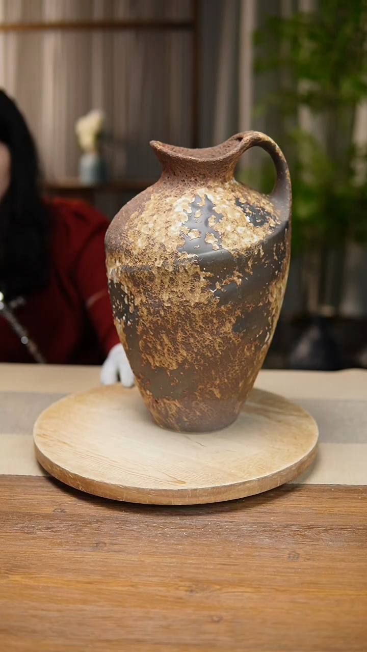 【闪购商品】陶瓷 花器诧寂棕奶壶