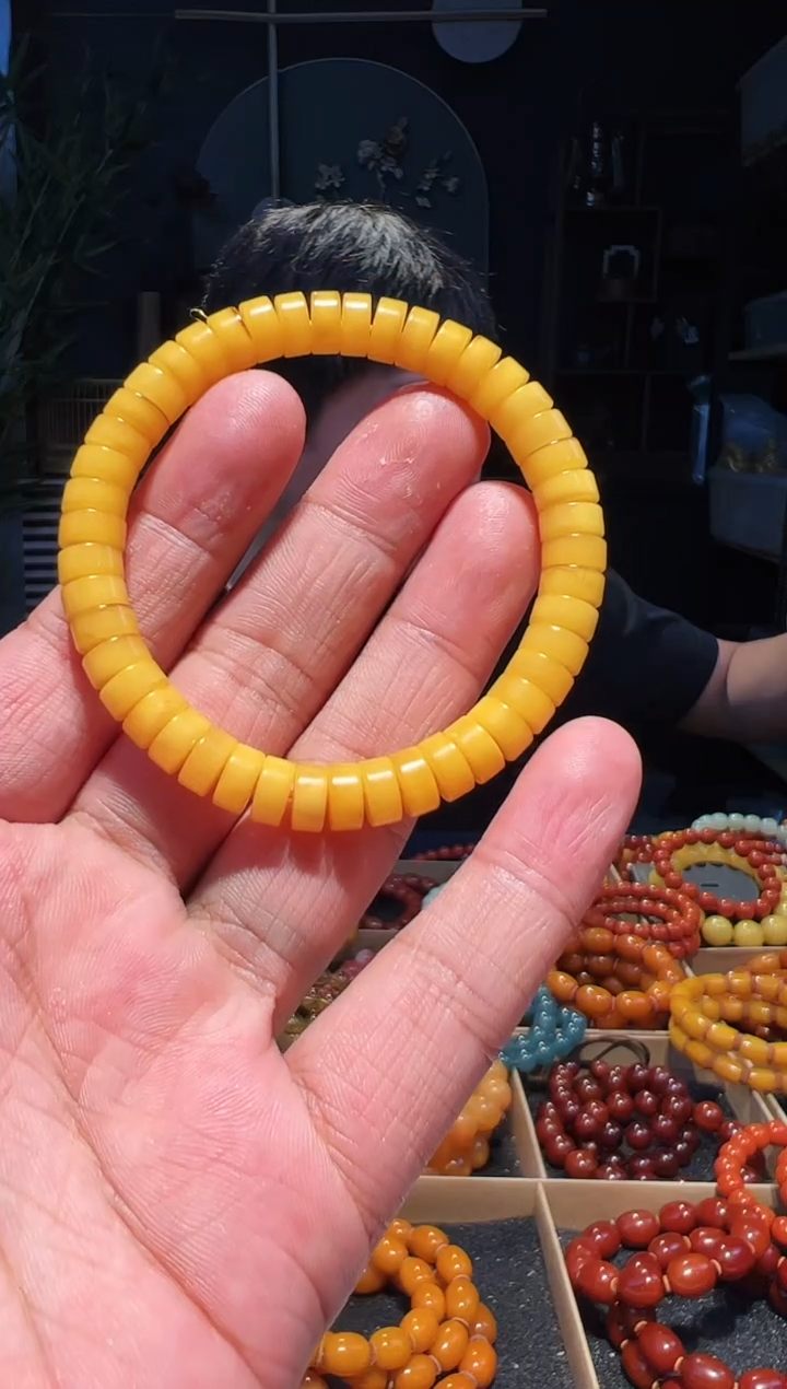 未镶嵌蜜蜡手链8+单圈