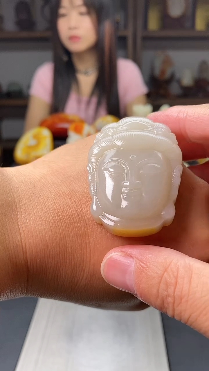和田玉未镶嵌挂件佛头
