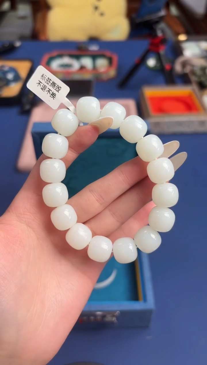 手串未镶嵌和田玉马*彪董小姐推荐 多样性发货 拍一发一alms14