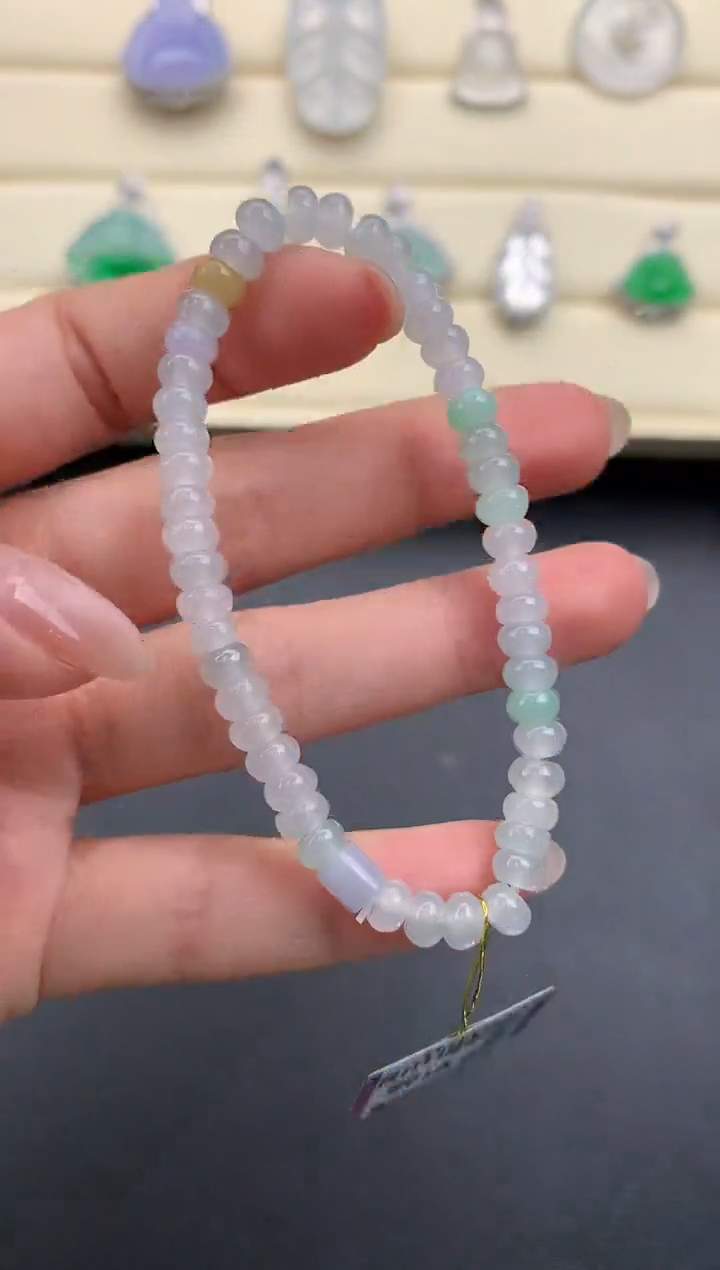 【闪购商品】翡翠颈饰未镶嵌Q20      