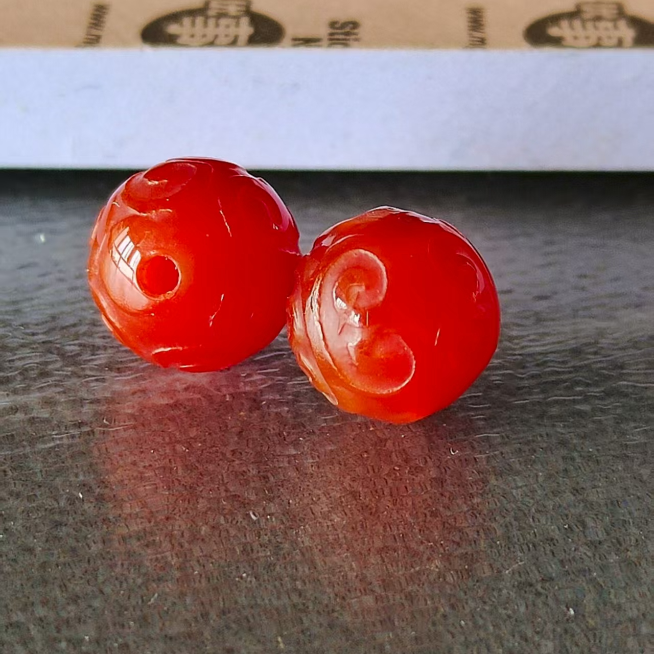 静雅古珠2---玛瑙吊坠1对.尺寸10MM