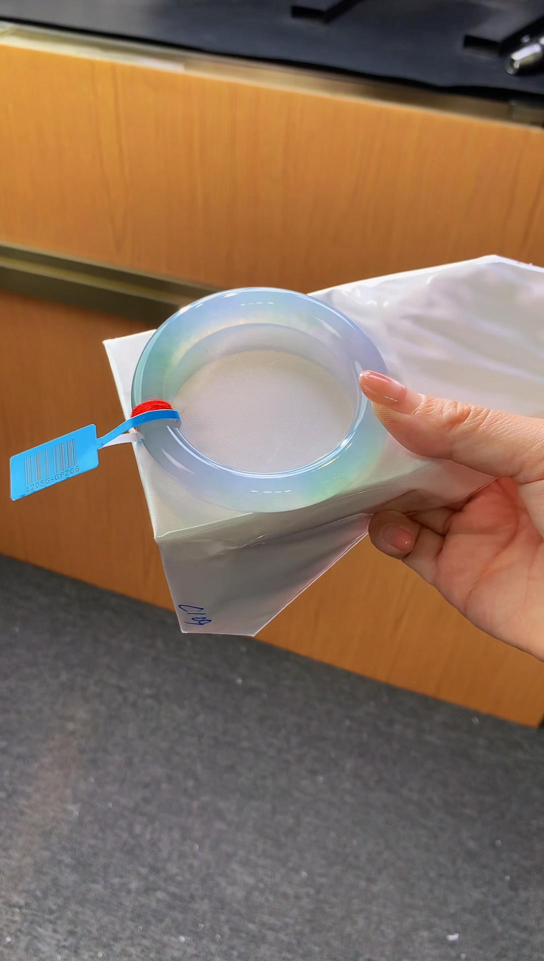 未镶嵌手镯翡翠- C109圈口56.6 全款16万 定金2万