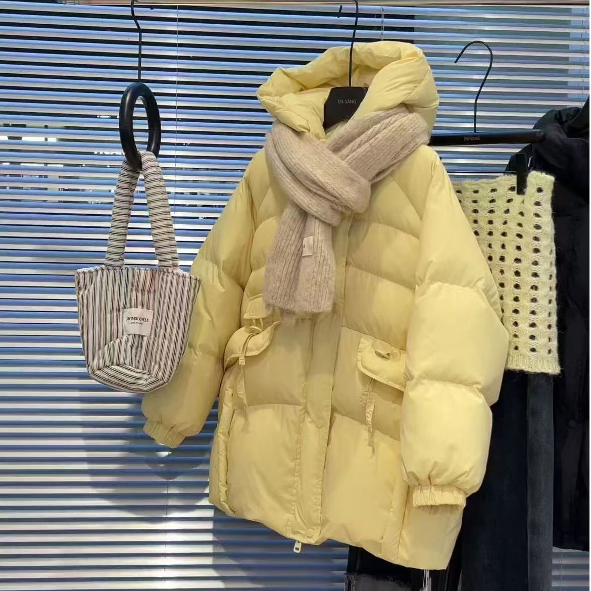 【豪宝贝】2025FW纽扣简约百搭保暖羽绒服6115