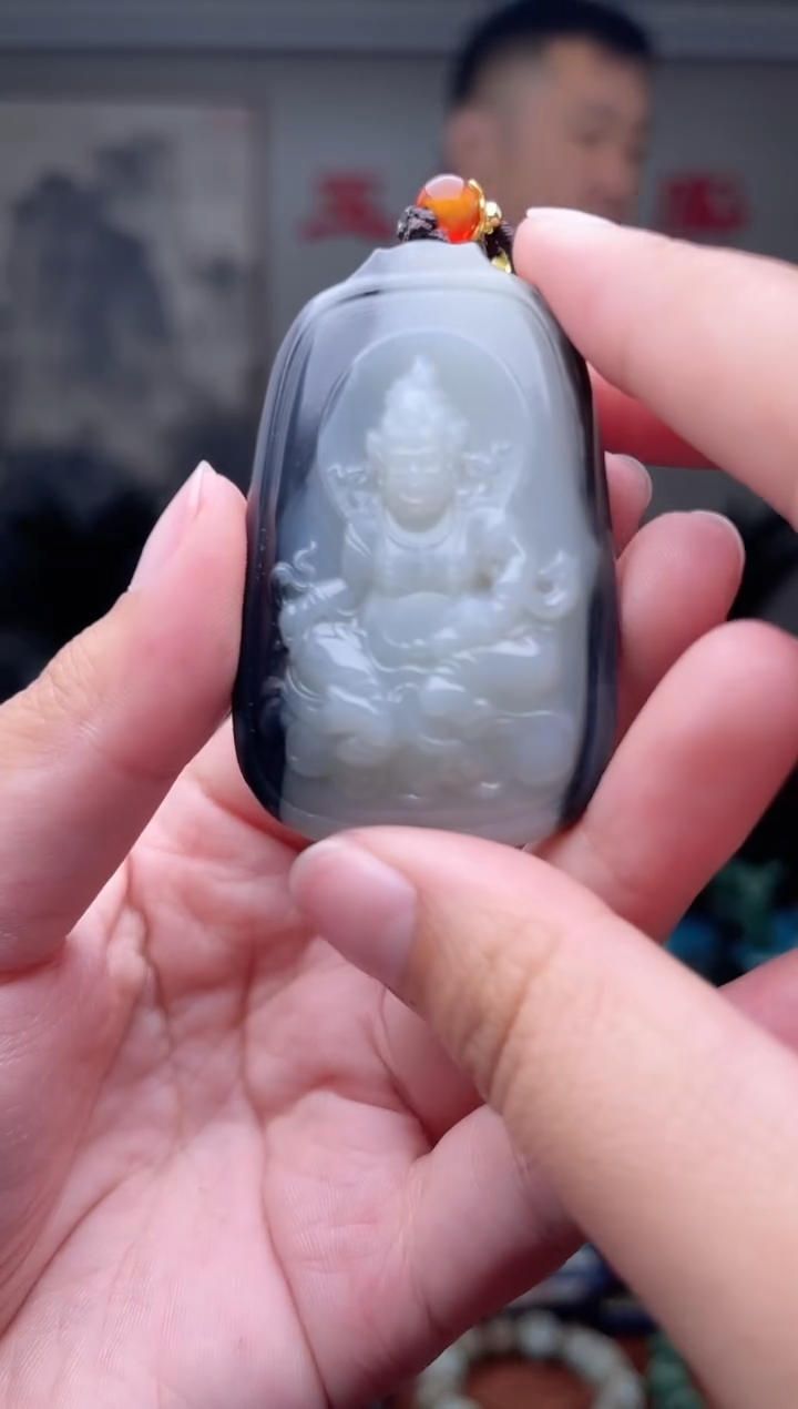 未镶嵌和田玉挂件1