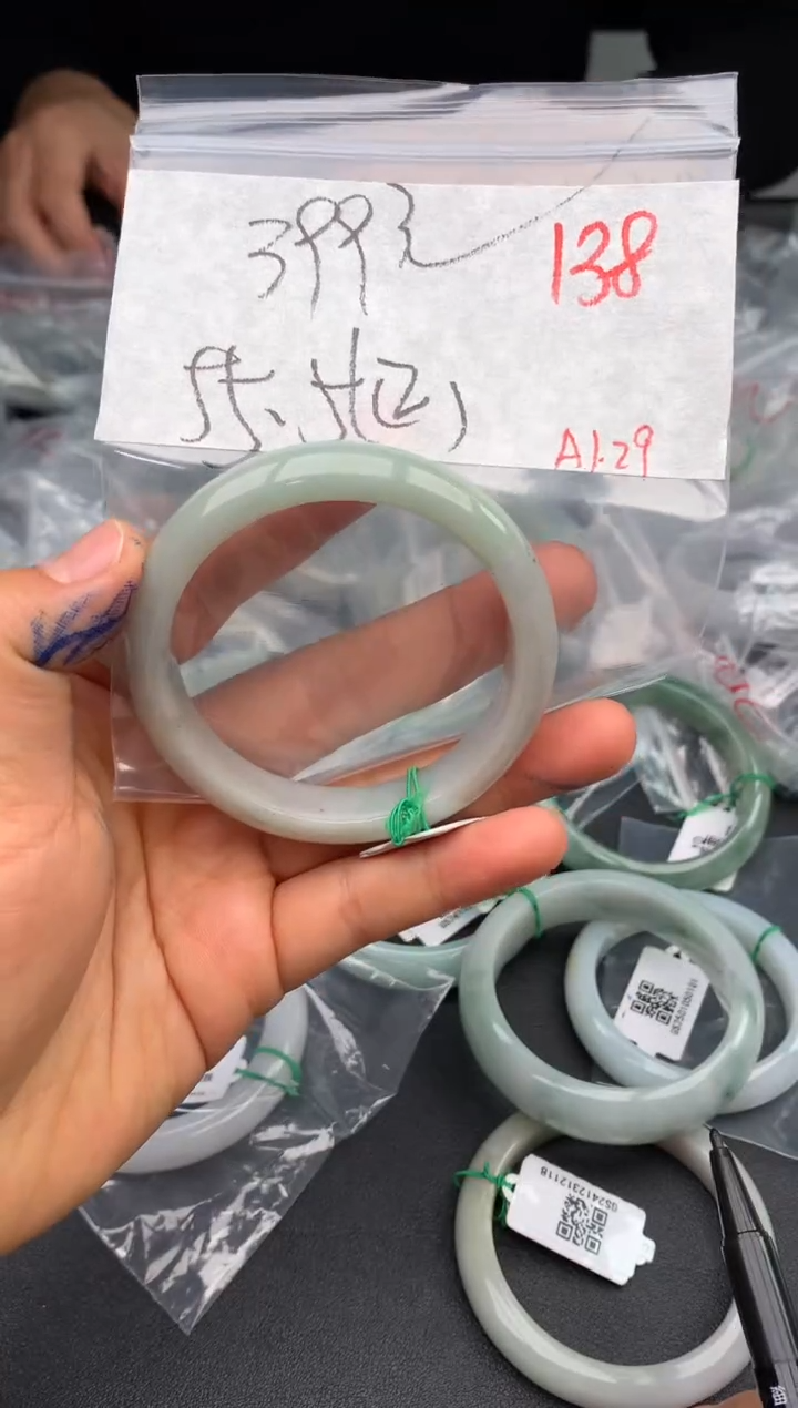 【闪购商品】定制翡翠未镶嵌毛货需精细抛光+多样性发货拍一发一