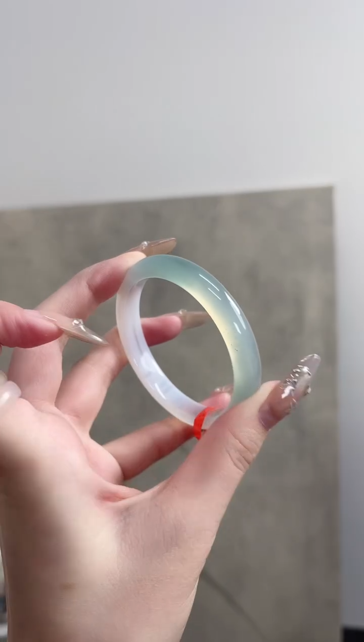 【闪购商品】玛瑙/玉髓手镯未镶嵌53-54圈 需要包容