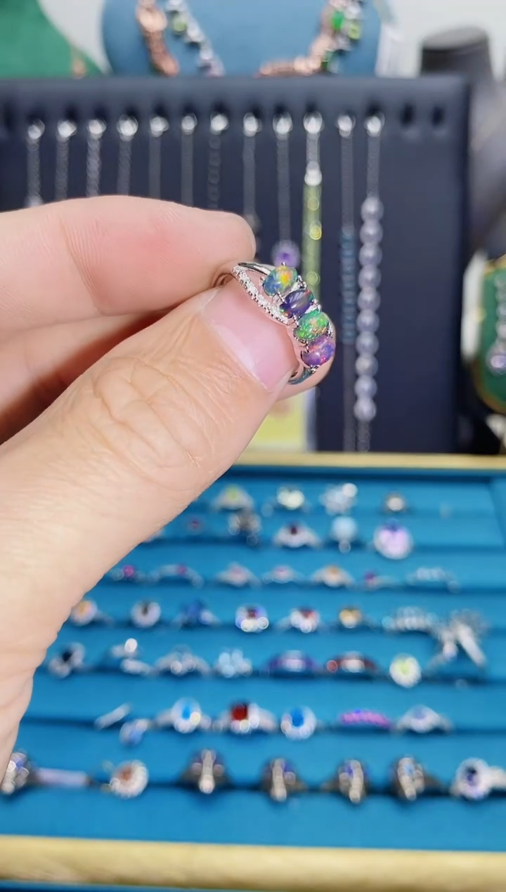 【闪购商品】欧泊戒指银S925镶嵌11211