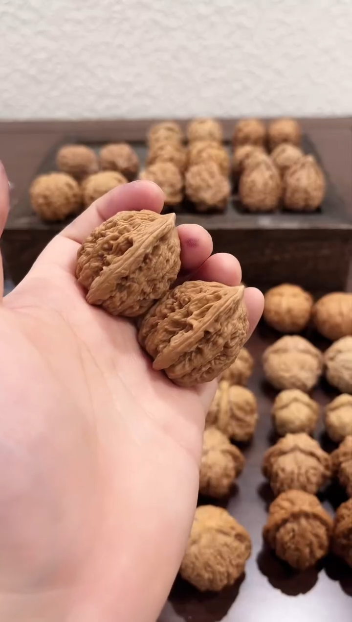 【闪购商品】文玩核桃吊坠虎头