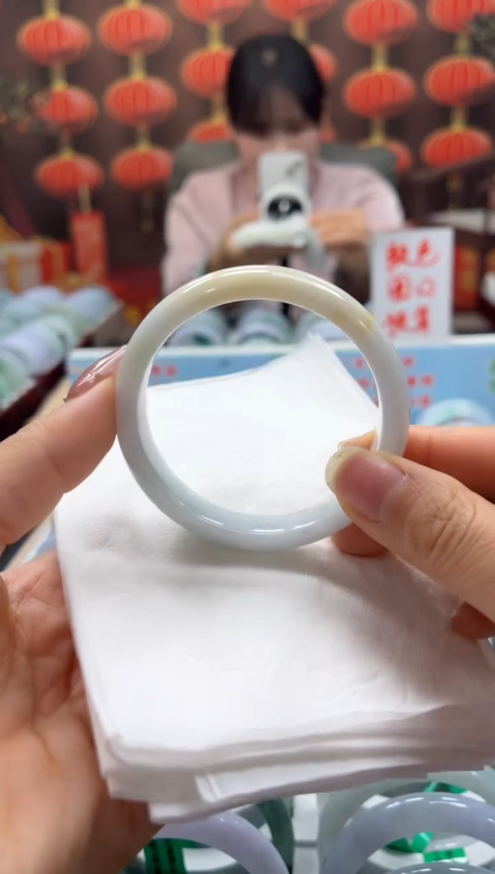 【闪购商品】翡翠手镯未镶嵌00009601