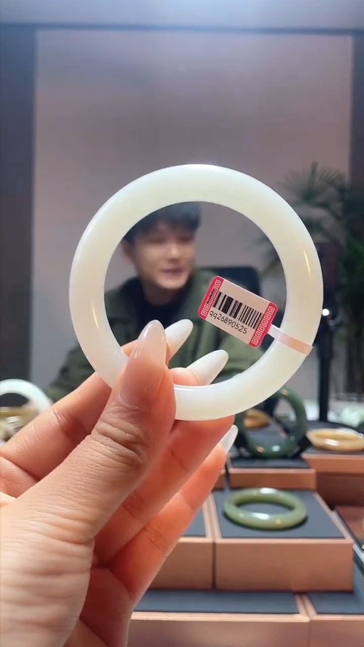 【闪购商品】和田玉手镯未镶嵌57白玉26890525