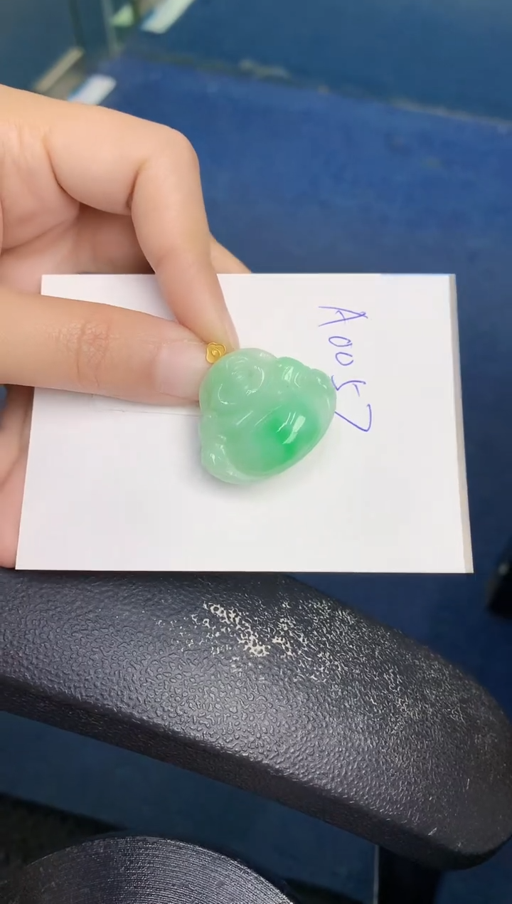 【闪购商品】翡翠颈饰18K金镶嵌00000000000