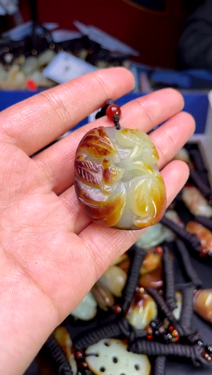 【闪购商品】和田玉颈饰未镶嵌1