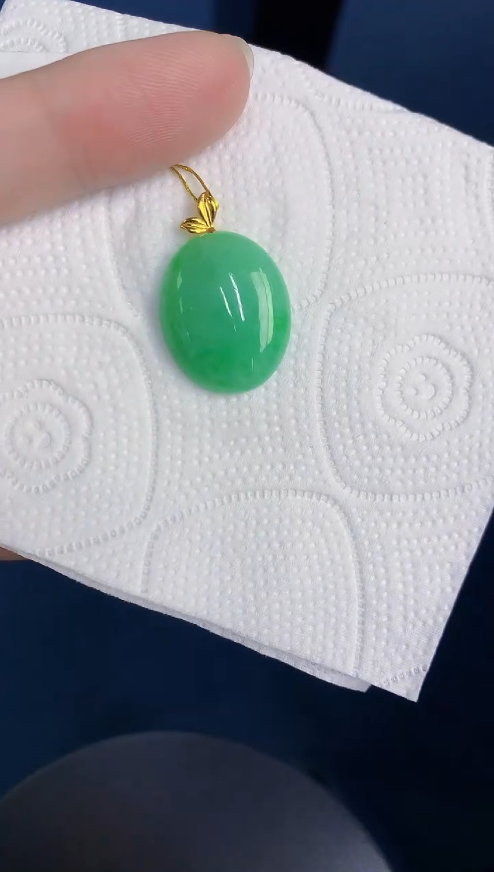 颈饰18K金镶嵌翡翠天然翡翠缅甸A货