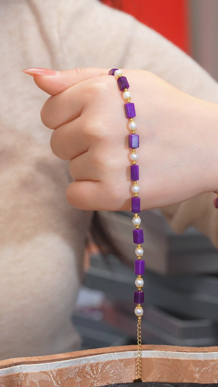 【闪购商品】苏纪石（舒俱来）手链18K金镶嵌多样性发@@N7197