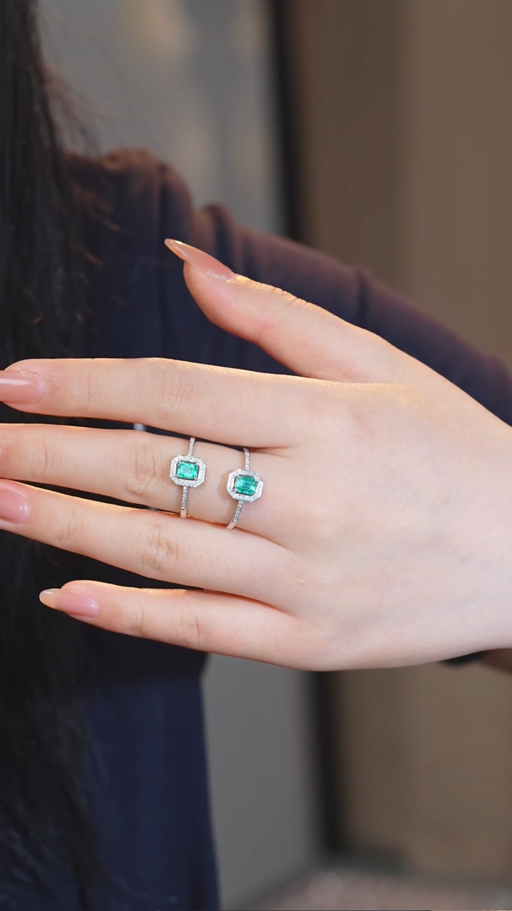 戒指18K金镶嵌祖母绿（多样性发一）@@U8313