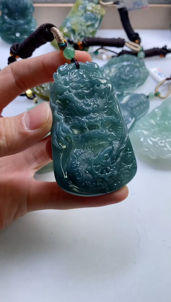 【闪购商品】翡翠挂件未镶嵌