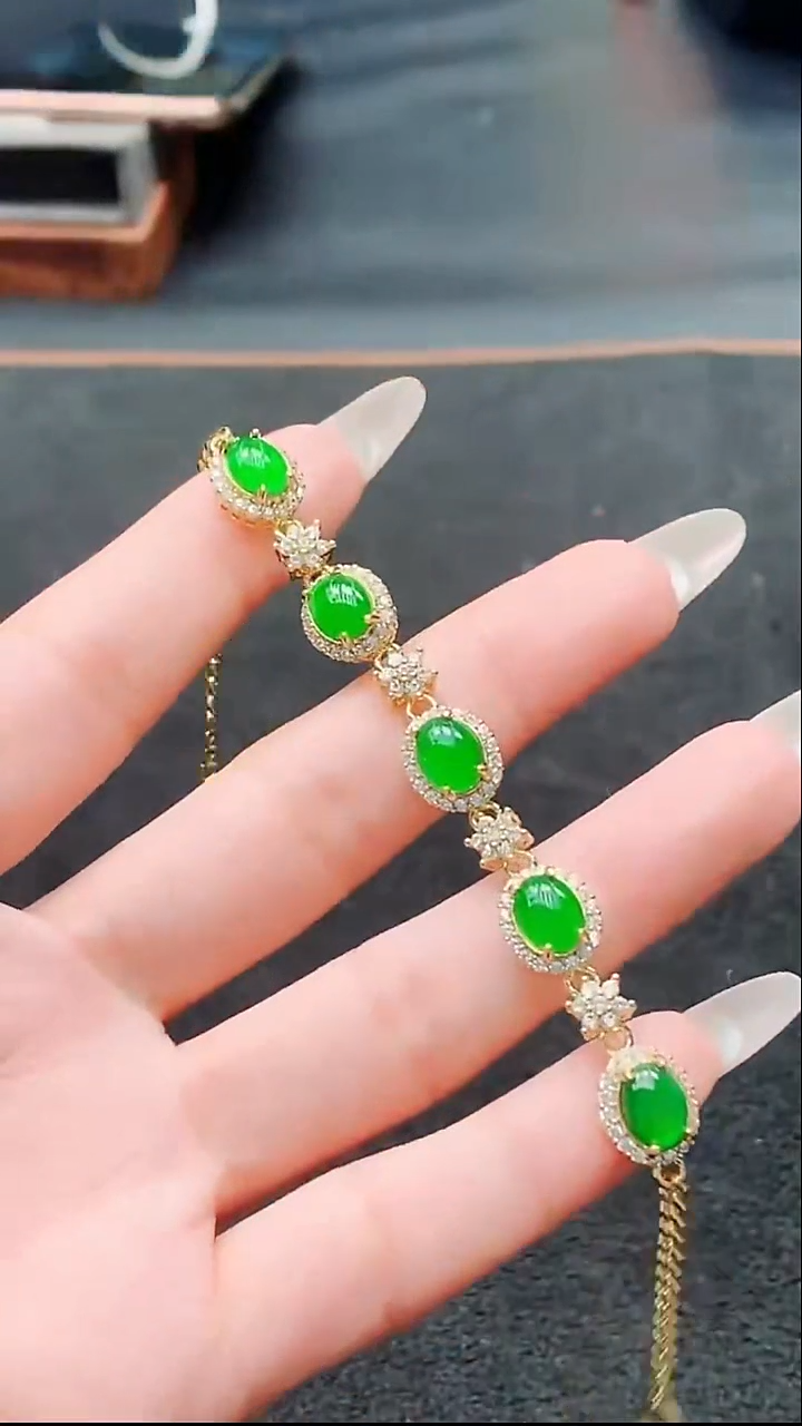 未镶嵌挂件翡翠天然翡翠