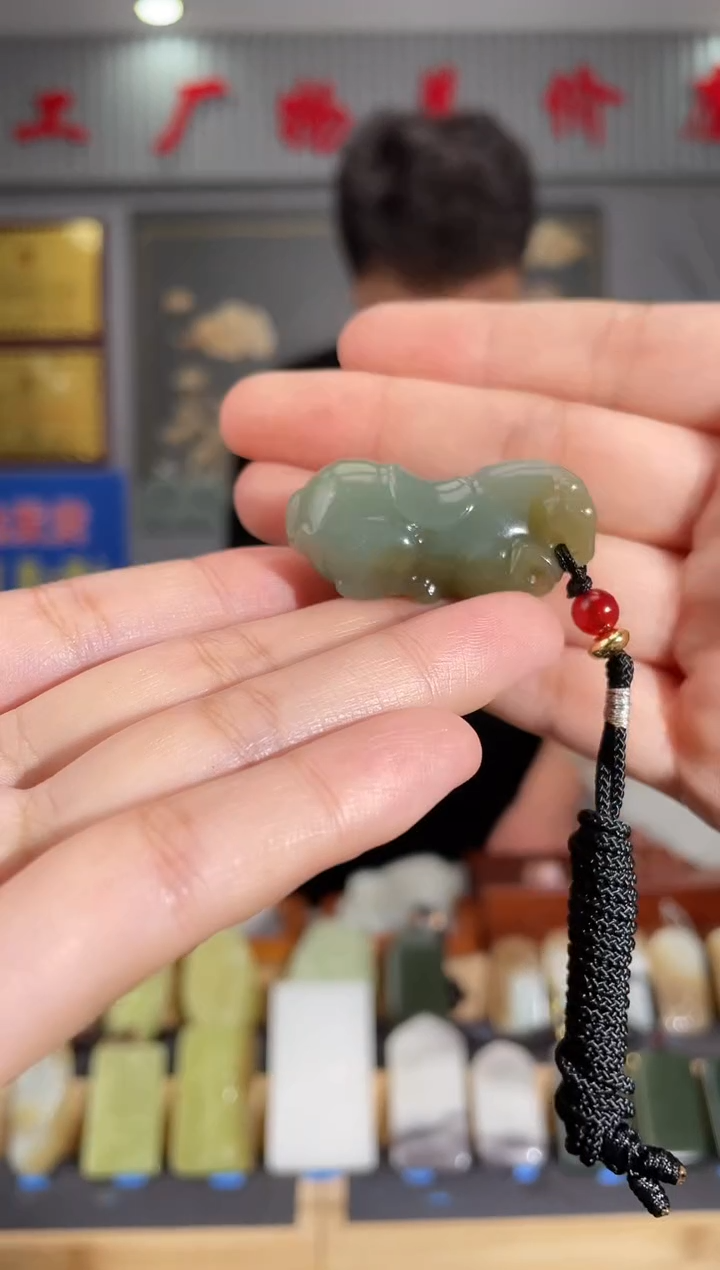 【闪购商品】和田玉颈饰未镶嵌拍一发一 多样性发货