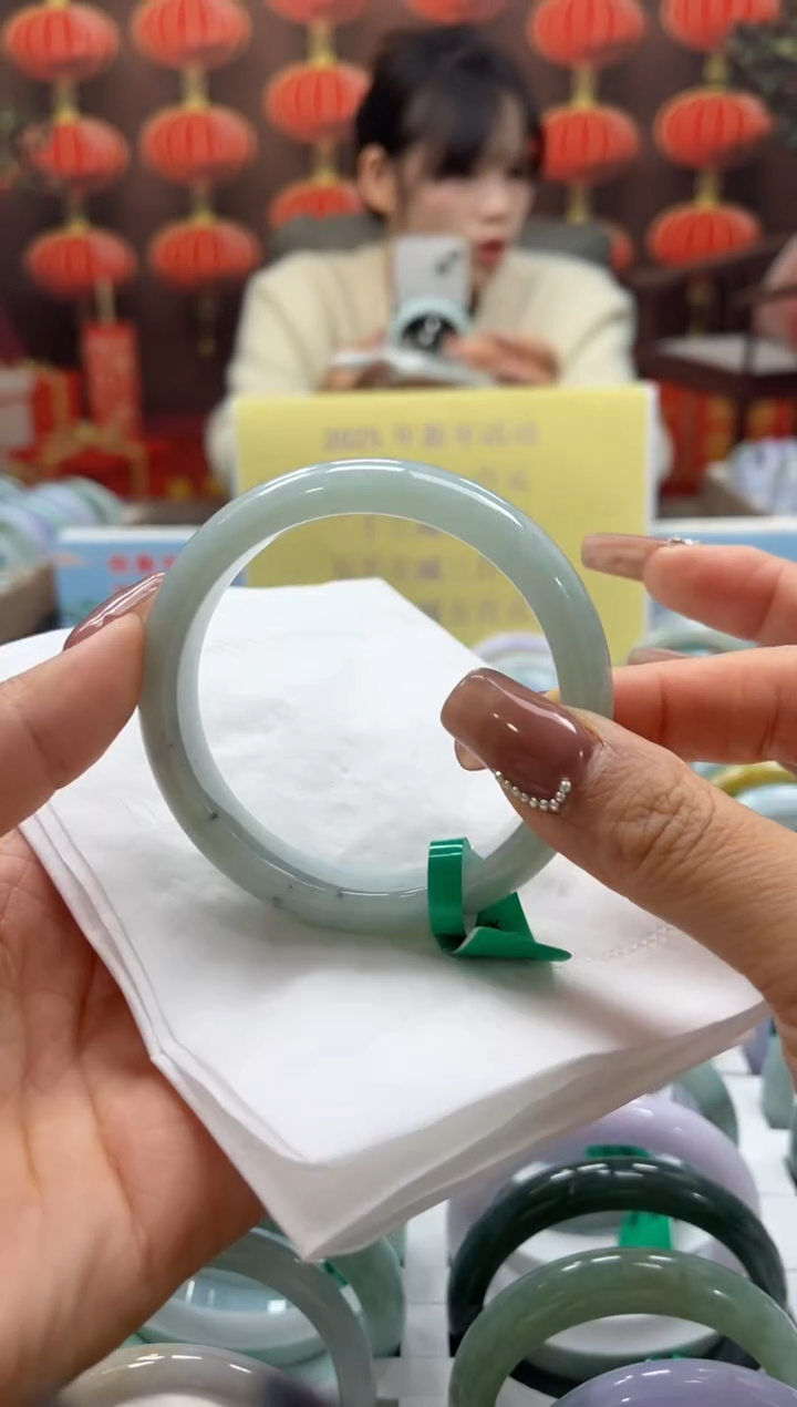 【闪购商品】翡翠手镯未镶嵌00003020