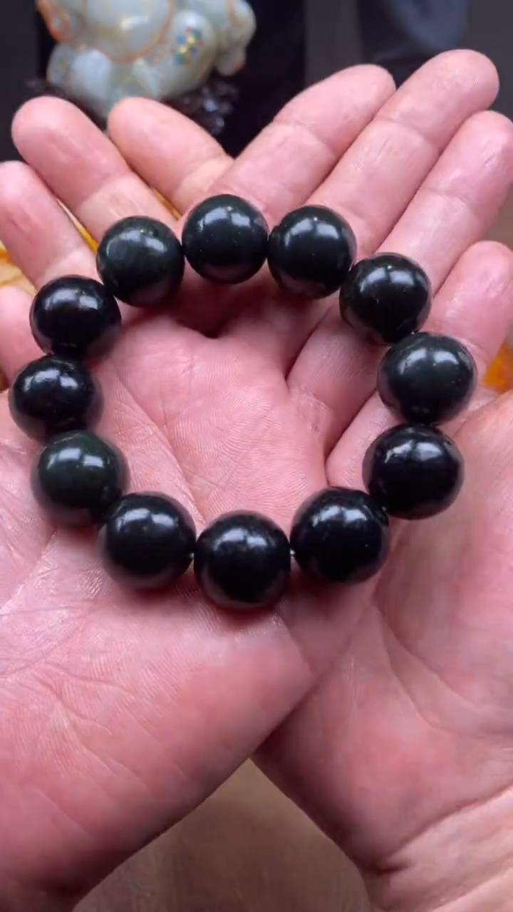 未镶嵌手串和田玉用****8和田玉