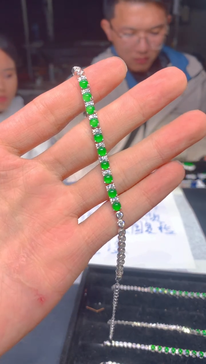 【闪购商品】定制翡翠未镶嵌99定制翡翠.多样性发货-发其一