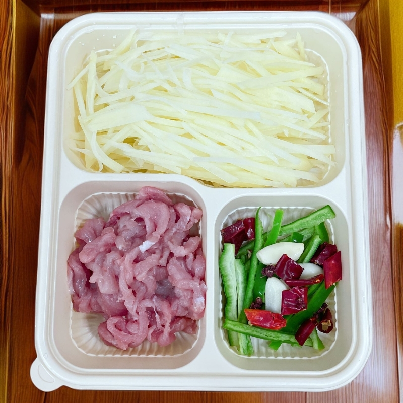 土豆肉丝 (精选里脊肉130g）