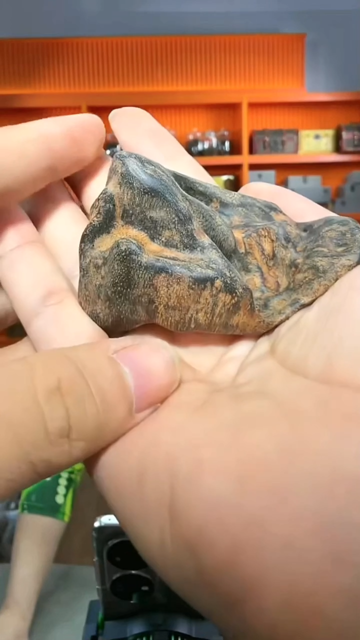 沉香手把件21号红土多样性发一