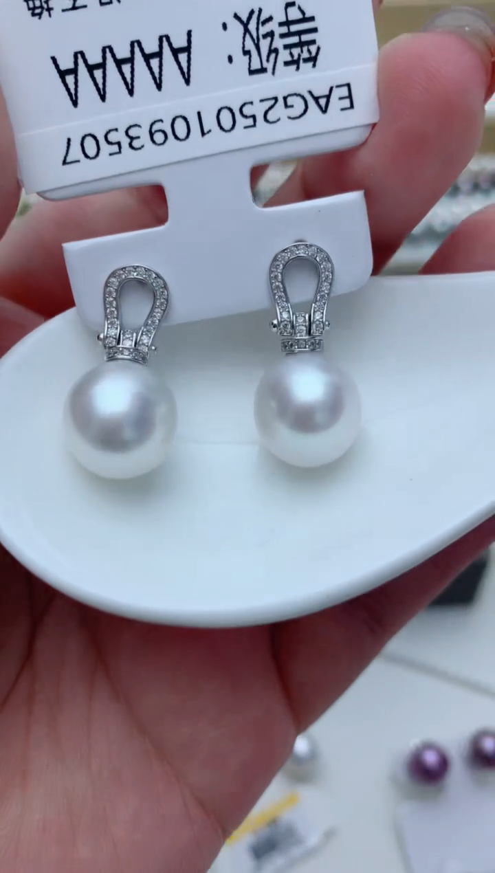 【闪购商品】海水珍珠耳饰银S925镶嵌q54