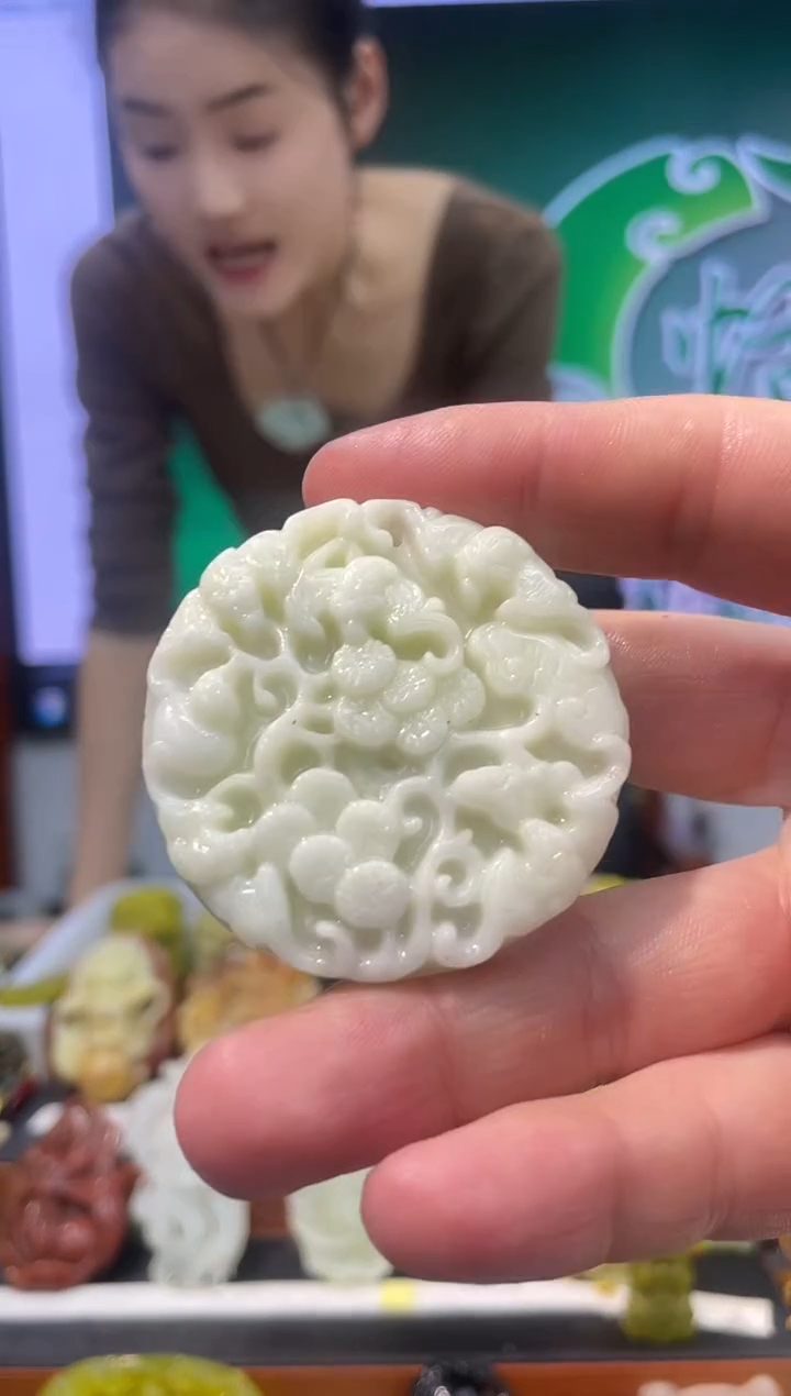 【闪购商品】岫玉吊坠未镶嵌多样性发货*拍一发一