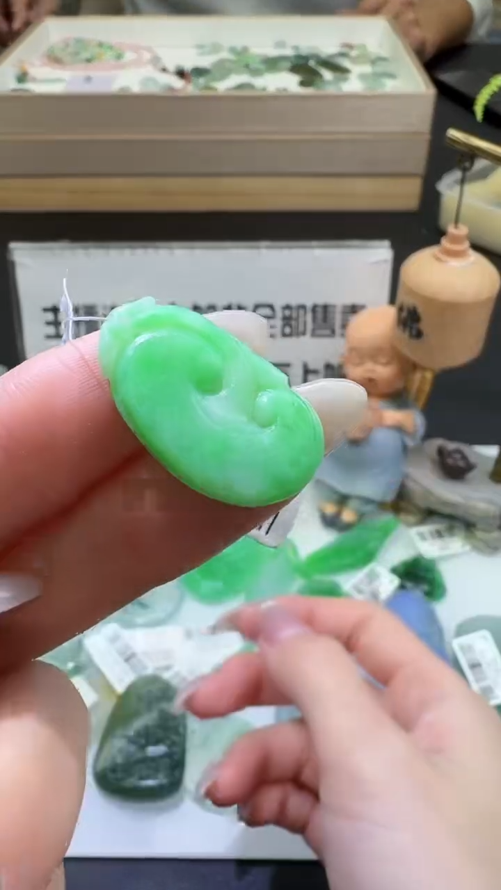 【闪购商品】定制翡翠未镶嵌00057361