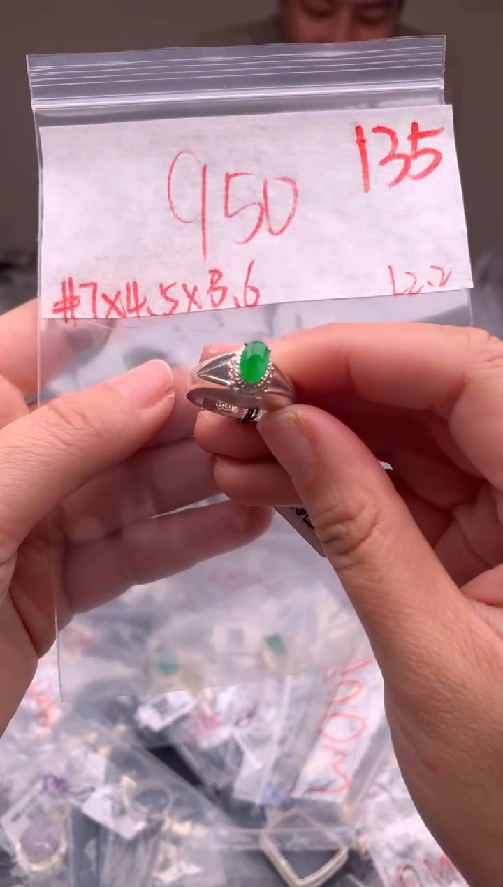 【闪购商品】定制翡翠未镶嵌毛货需精细抛光拍一发一