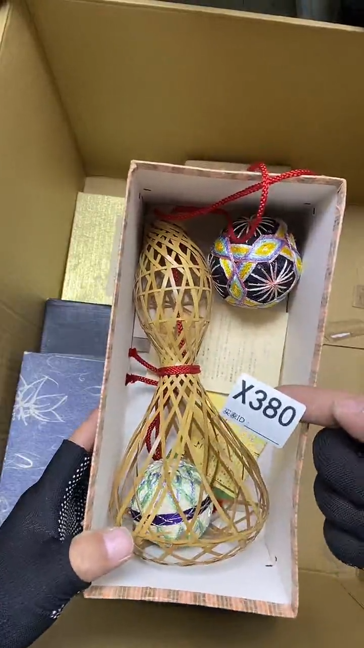 瓷片d****9X380默认微瑕，谨慎参拍