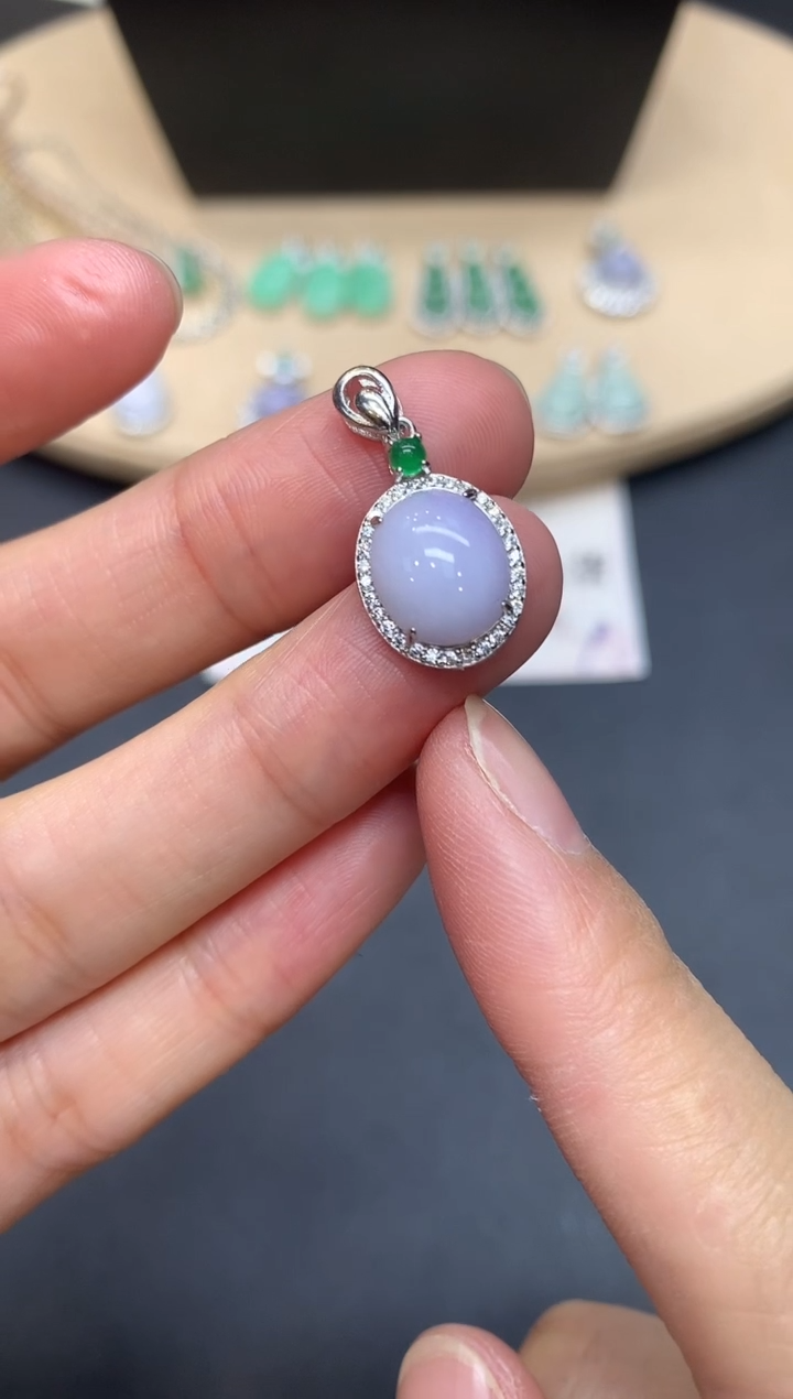 【闪购商品】翡翠吊坠(不含链)银S925镶嵌蛋面【多样性发其一】