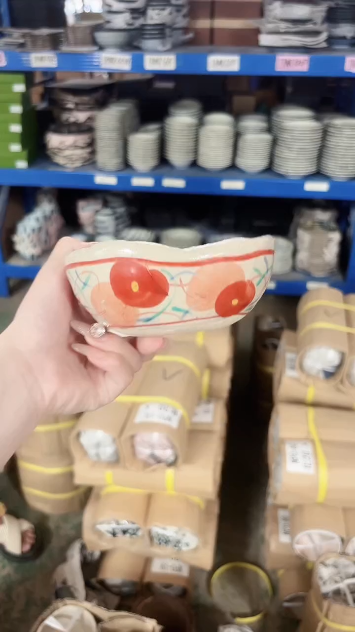 陶瓷红果花椭圆小钵13cm*11cm