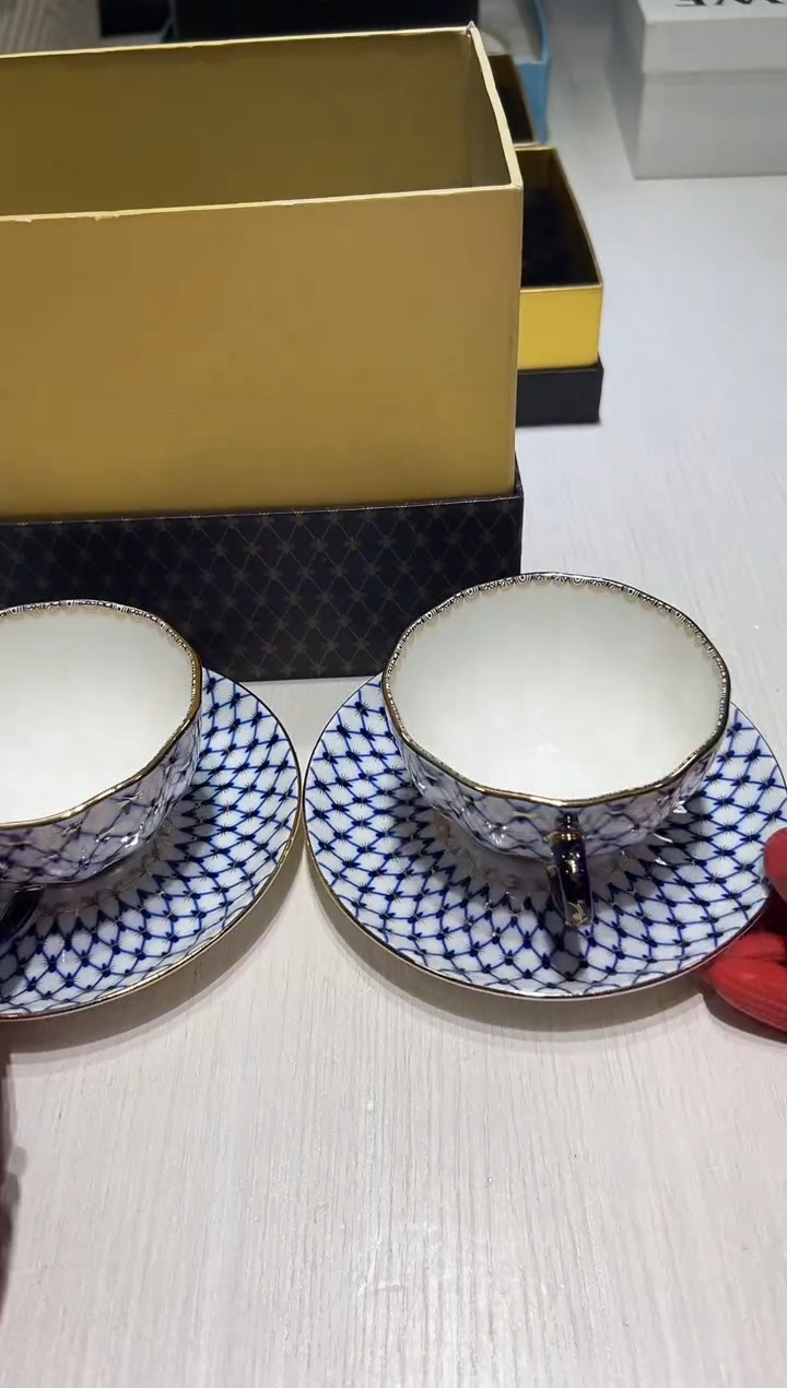瓷片全场一折,一件不留@@1