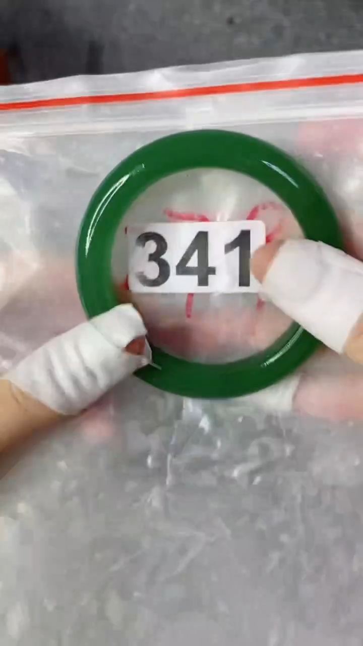 【闪购商品】石英质玉手镯未镶嵌5455+341福利款不完美介意勿拍