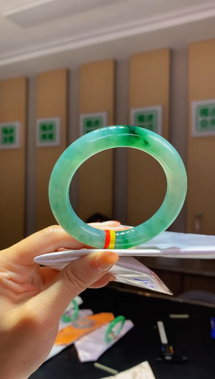 未镶嵌手镯翡翠- C77圈口 57.5全款8万 定金2万