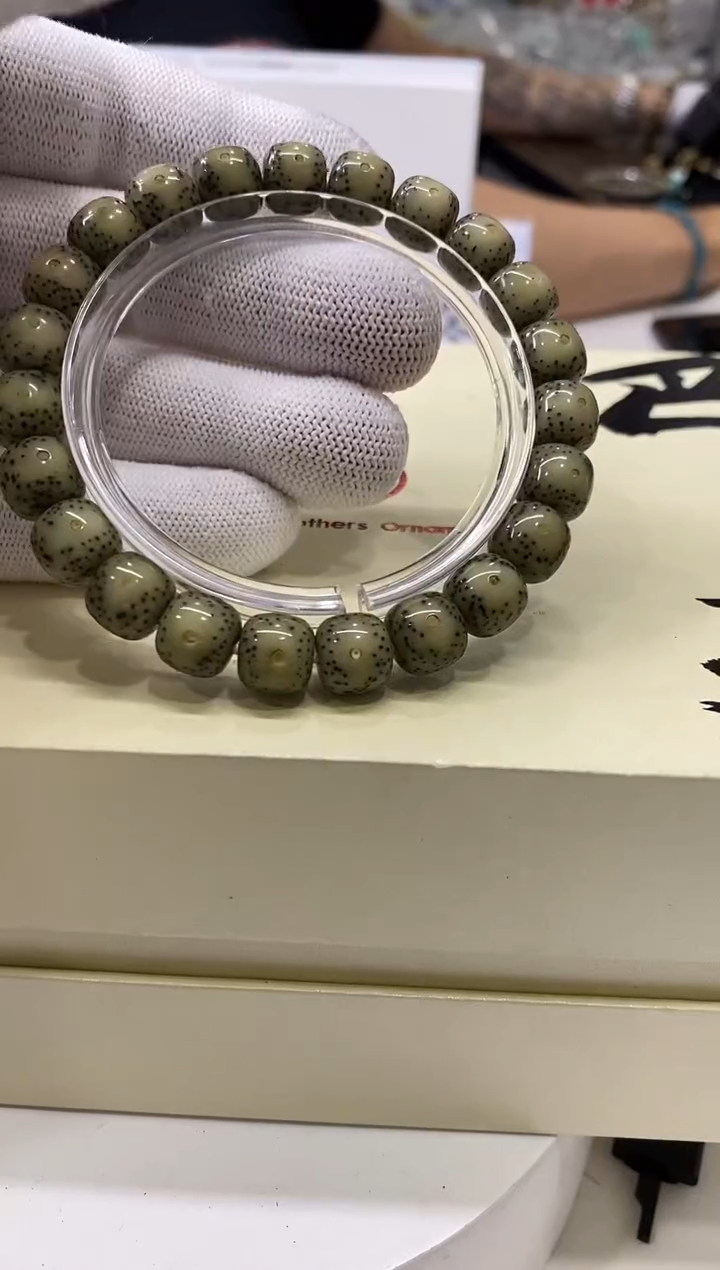 星月菩提手串W74-189