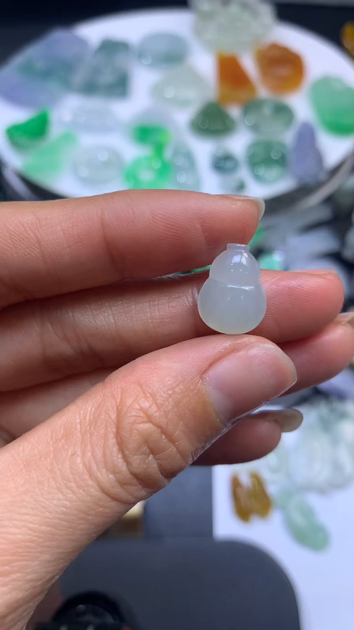 【闪购商品】定制翡翠未镶嵌翡翠