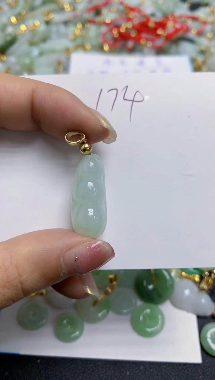 【闪购商品】翡翠颈饰合金天然翡翠A货