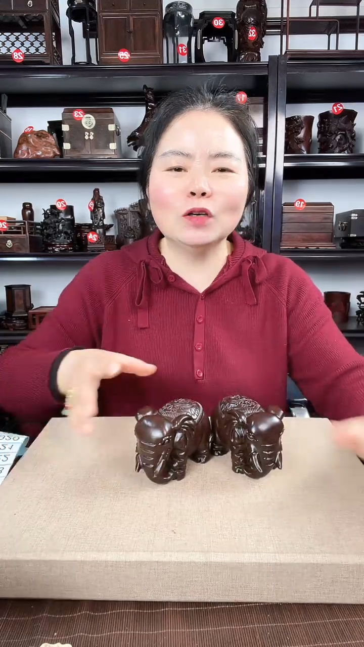 【闪购商品】木2771老李红木工艺品