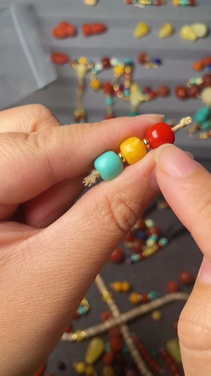 裸石蜜蜡未镶嵌8mm红绿灯